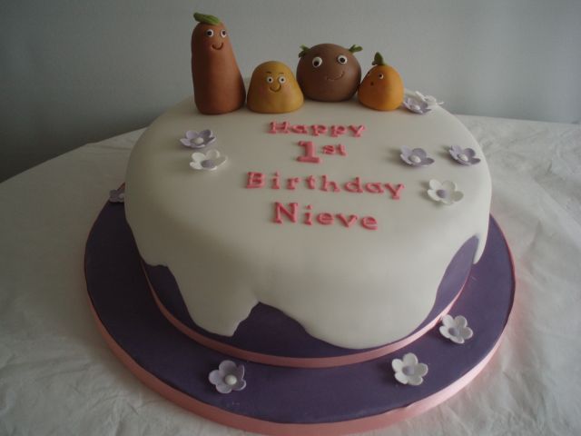 Nieve's 1st Birthday