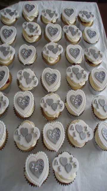 Silver Wedding Cupcakes