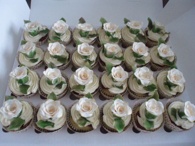 Golden Wedding Cupcakes